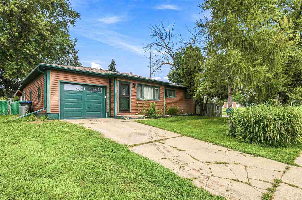 1620 Crosby Lane Iowa City IA 52240