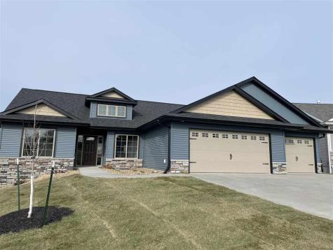 837 Siesta Drive Tiffin IA 52340