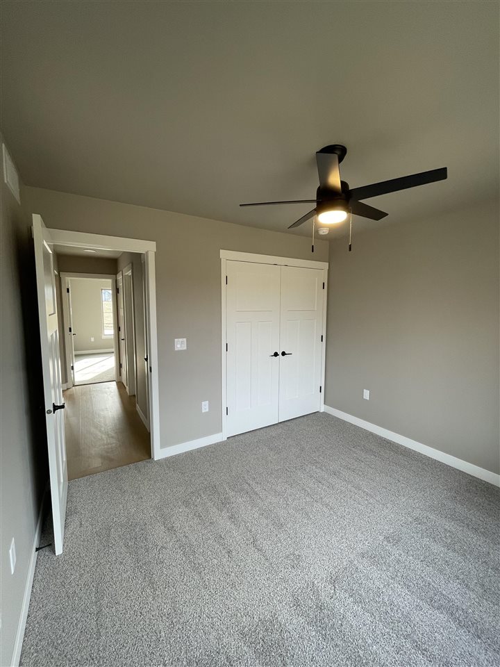 837 Siesta Drive Tiffin IA 52340