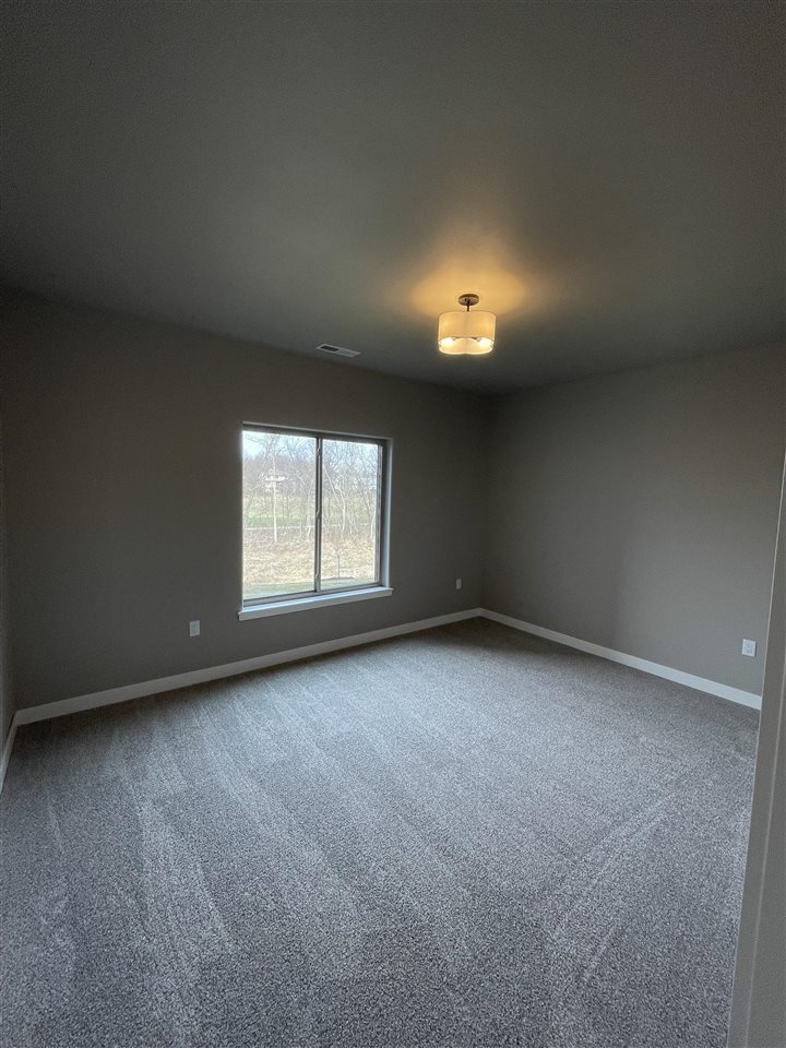 837 Siesta Drive Tiffin IA 52340