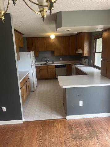 52 Olive Court Iowa City IA 52246