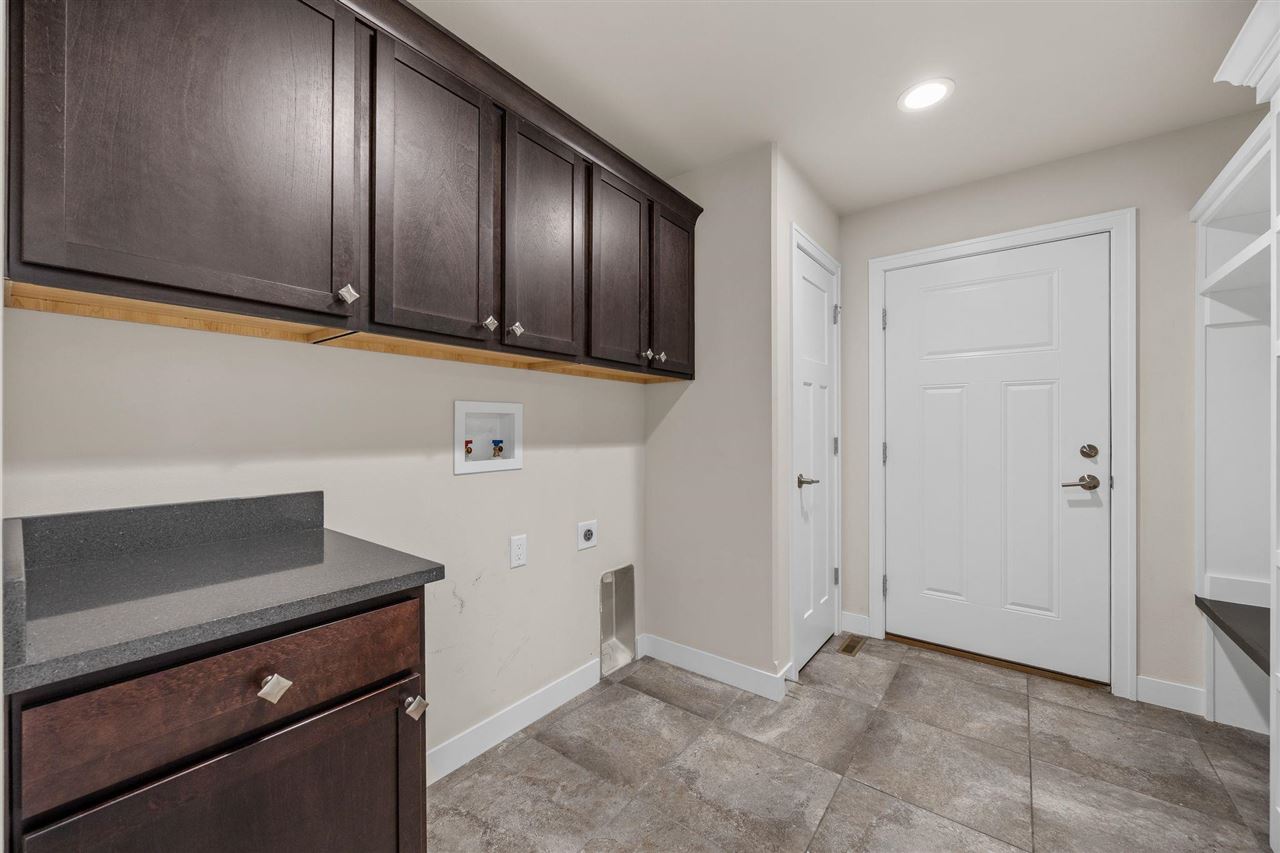 164 Colchester Drive Iowa City IA 52245