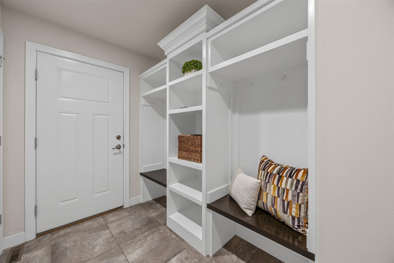 164 Colchester Drive Iowa City IA 52245