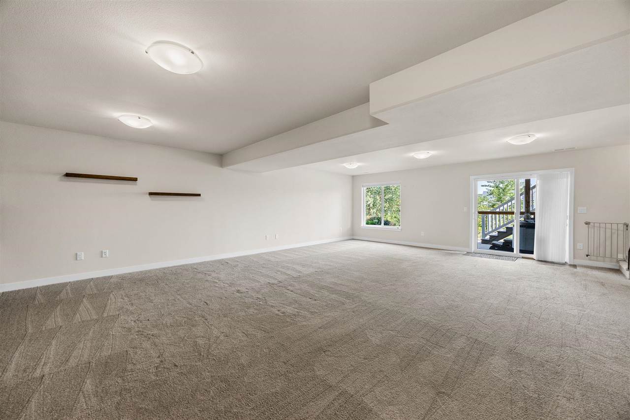 164 Colchester Drive Iowa City IA 52245