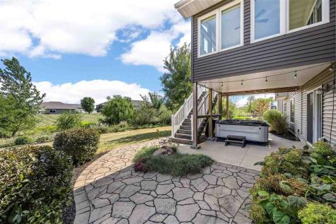 164 Colchester Drive Iowa City IA 52245