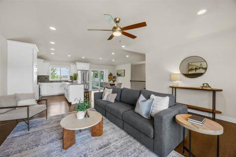 164 Colchester Drive Iowa City IA 52245
