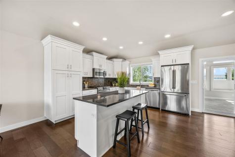 164 Colchester Drive Iowa City IA 52245