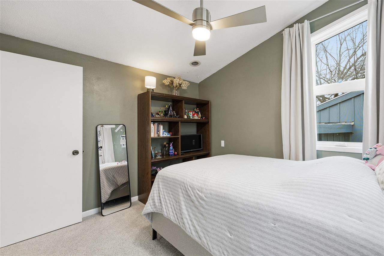 3 Wellesley Way Iowa City IA 52245