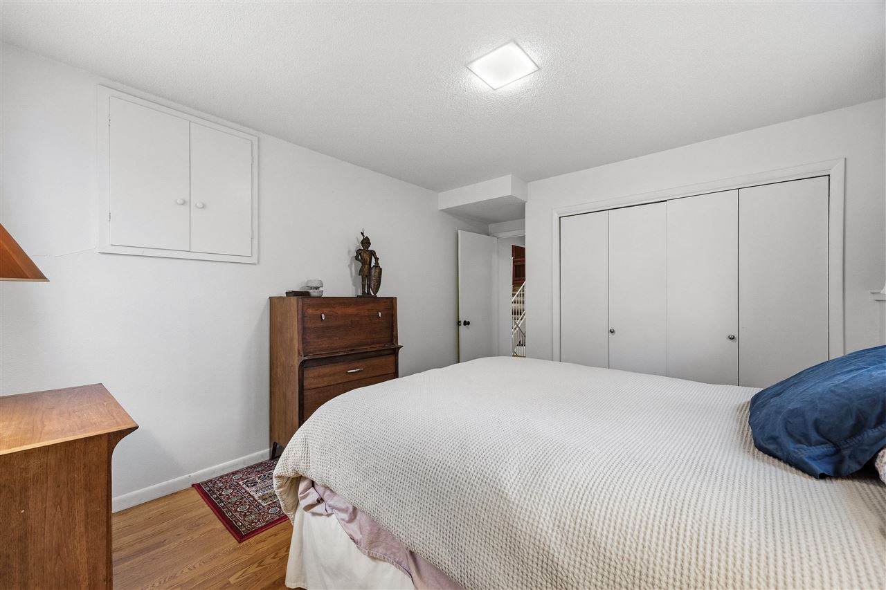 3 Wellesley Way Iowa City IA 52245