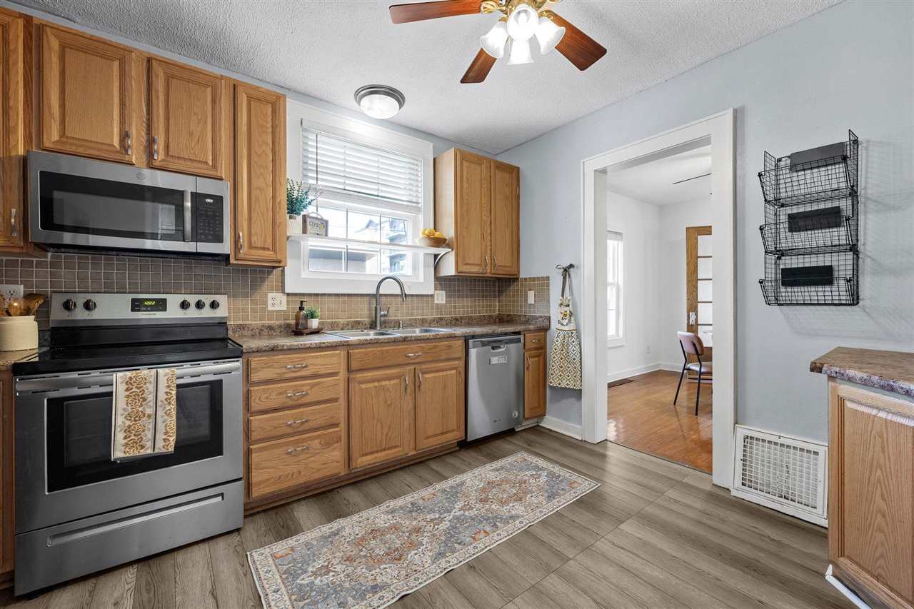 1960 2nd Avenue SE Cedar Rapids IA 52403