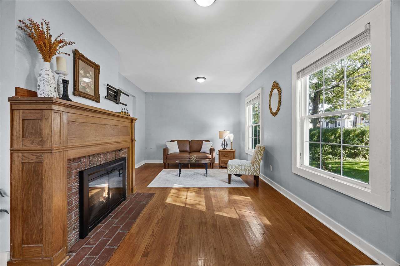 1960 2nd Avenue SE Cedar Rapids IA 52403