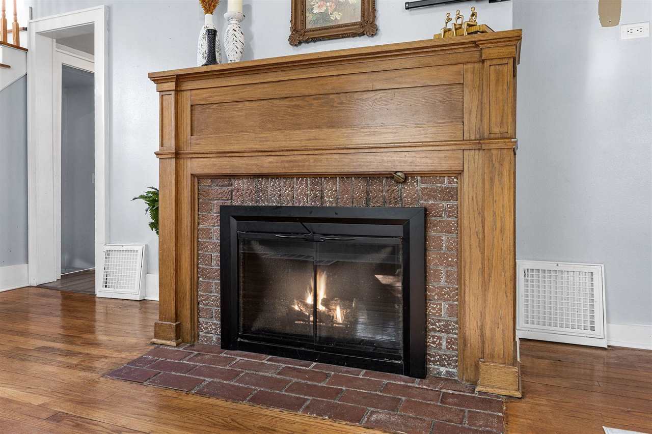 1960 2nd Avenue SE Cedar Rapids IA 52403