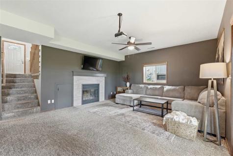 823 Pepper Drive Iowa City IA 52240