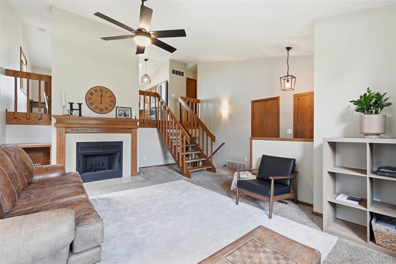 823 Pepper Drive Iowa City IA 52240