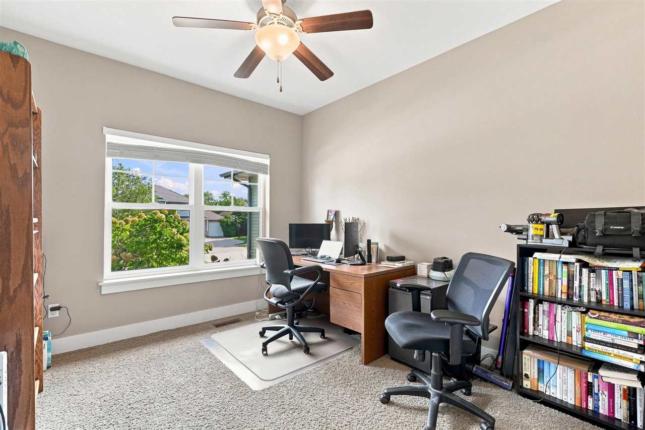 2942 High Bluff Drive Coralville IA 52241