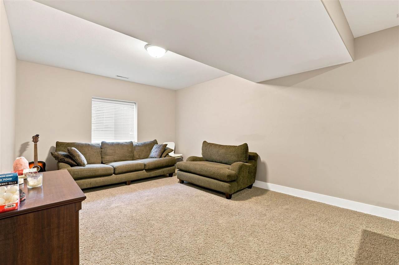 2942 High Bluff Drive Coralville IA 52241