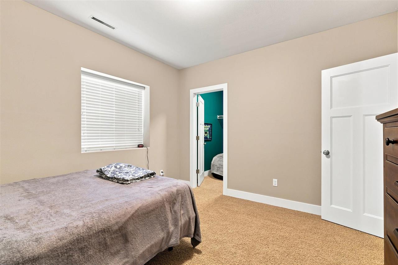 2942 High Bluff Drive Coralville IA 52241