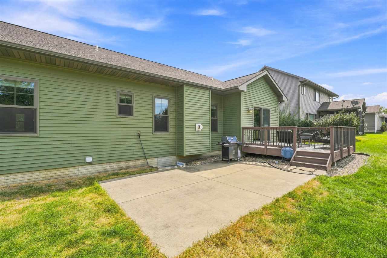2942 High Bluff Drive Coralville IA 52241