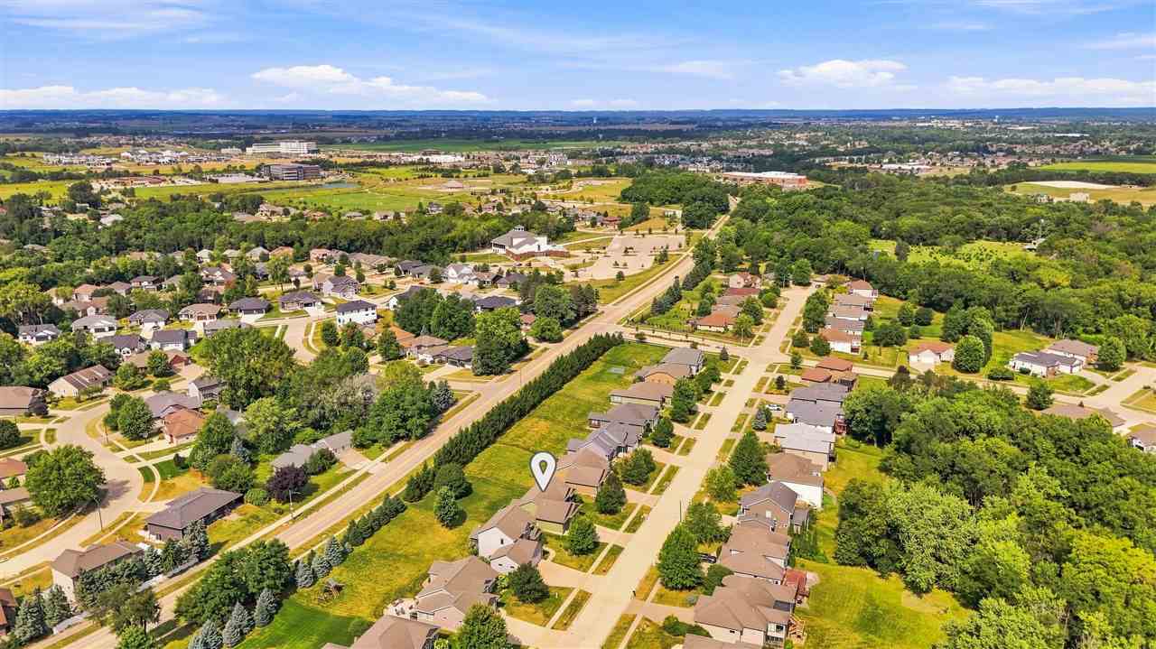 2942 High Bluff Drive Coralville IA 52241