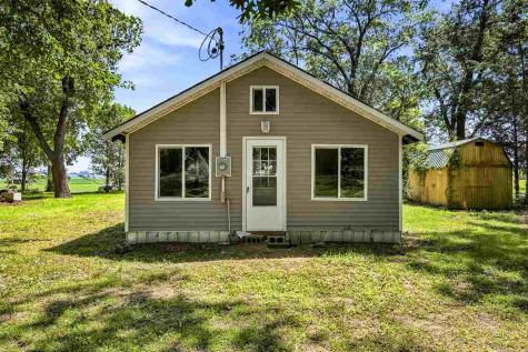 993 Ivanhoe Circle Mt Vernon IA 52314