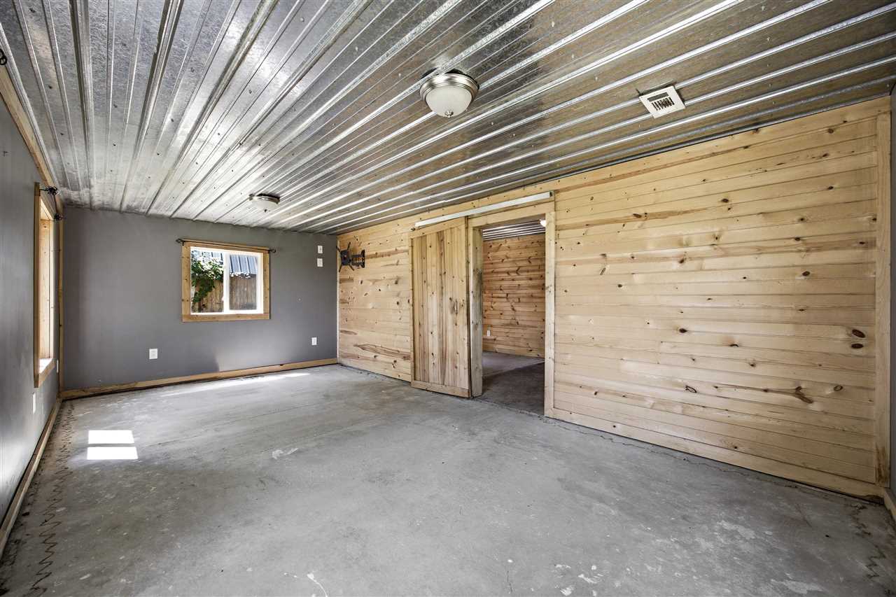 993 Ivanhoe Circle Mt Vernon IA 52314