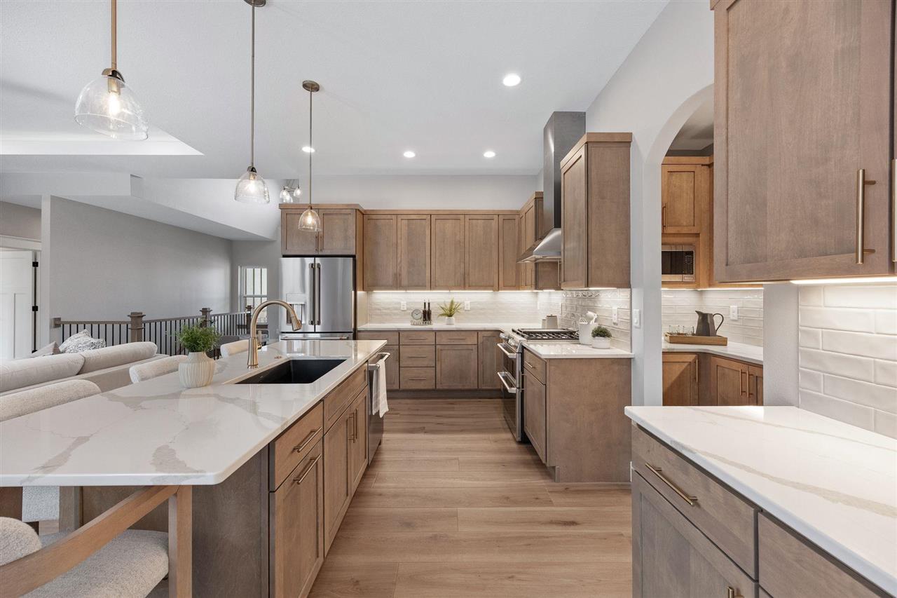 170 Pleasant Hill Drive NW Swisher IA 52338