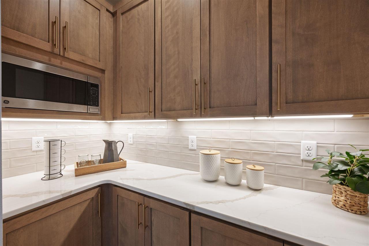170 Pleasant Hill Drive NW Swisher IA 52338