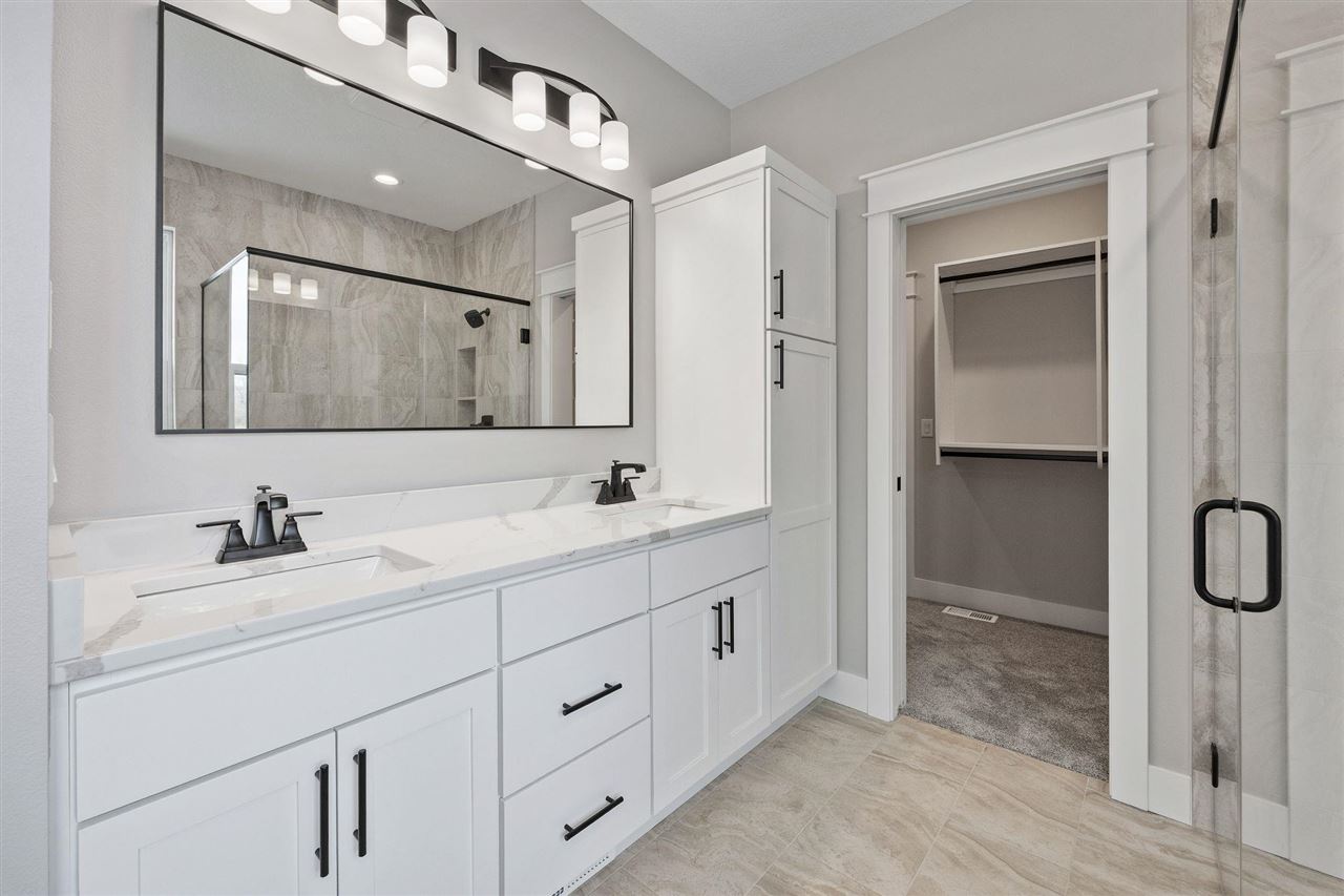 170 Pleasant Hill Drive NW Swisher IA 52338