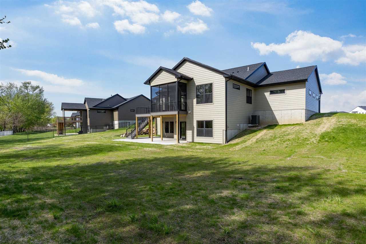 170 Pleasant Hill Drive NW Swisher IA 52338
