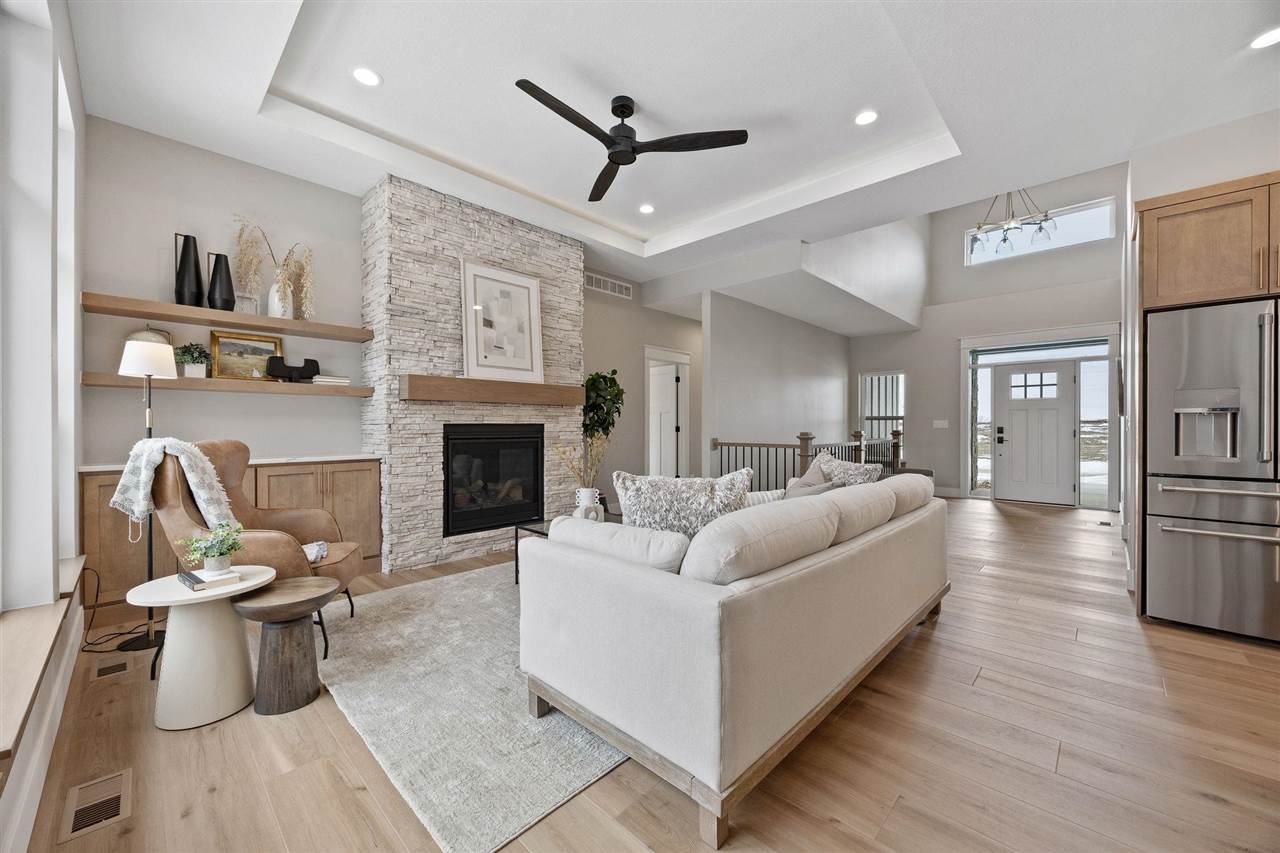 170 Pleasant Hill Drive NW Swisher IA 52338