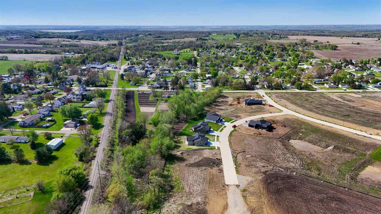 170 Pleasant Hill Drive NW Swisher IA 52338