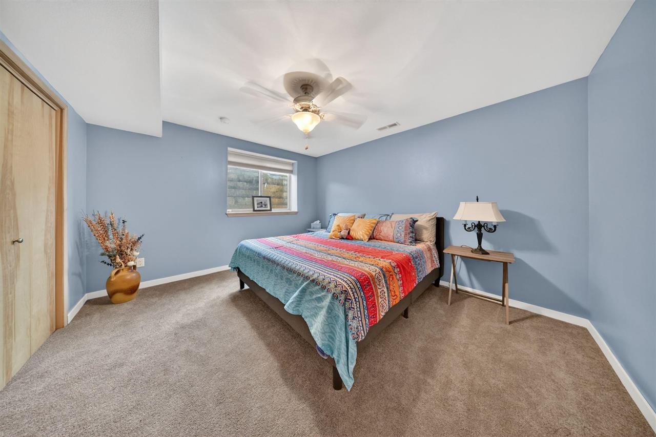 3610 Glastonbury Iowa City IA 52245