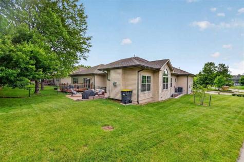 3610 Glastonbury Iowa City IA 52245