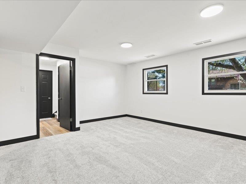 32 Gleason Drive Iowa City IA 52245