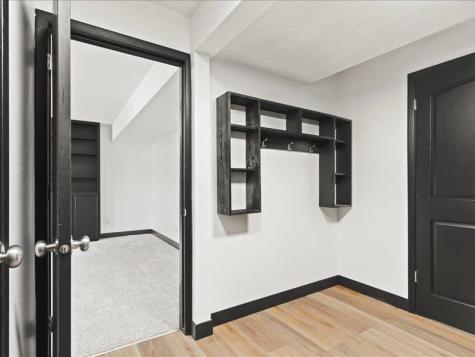 32 Gleason Drive Iowa City IA 52245