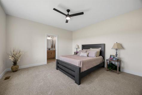 3007 Prairielight Court Hiawatha IA 52233