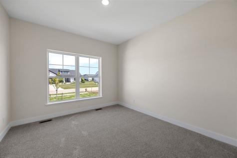 3007 Prairielight Court Hiawatha IA 52233