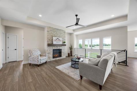 3007 Prairielight Court Hiawatha IA 52233