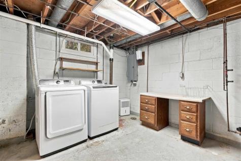 732 Perdock Court Washington IA 52353