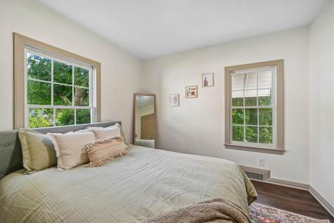 6 Kirkwood Circle Iowa City IA 52240