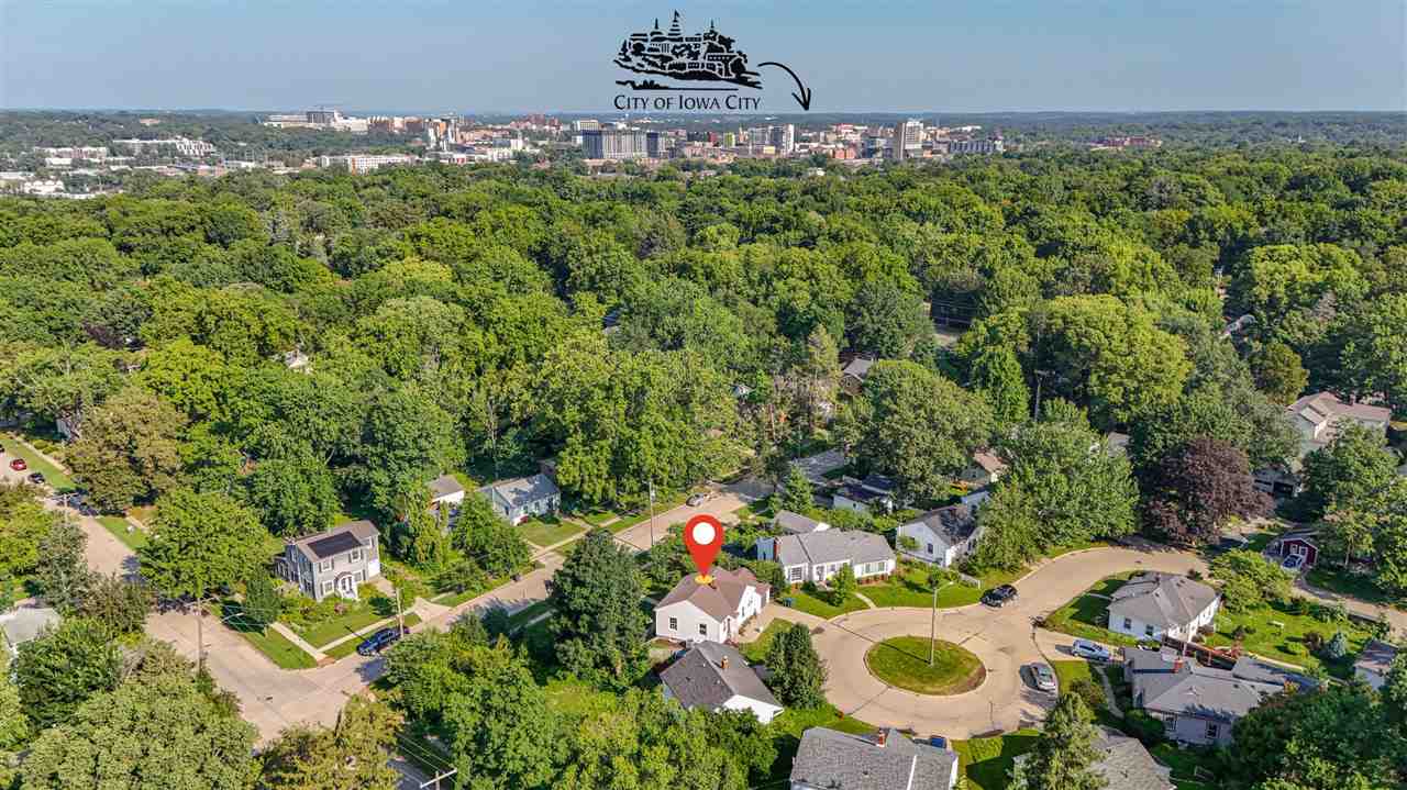 6 Kirkwood Circle Iowa City IA 52240