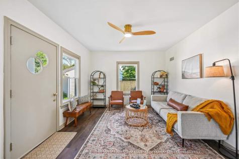 6 Kirkwood Circle Iowa City IA 52240