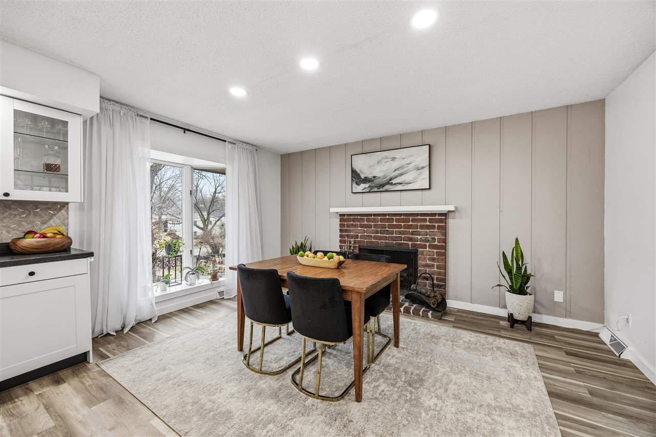 3 Mount Vernon Court Iowa City IA 52245