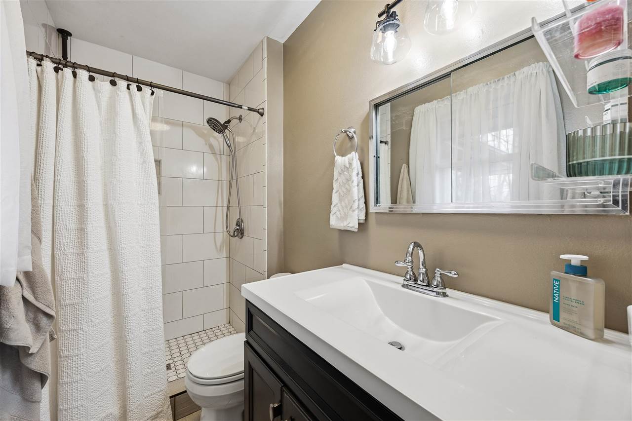 3 Mount Vernon Court Iowa City IA 52245