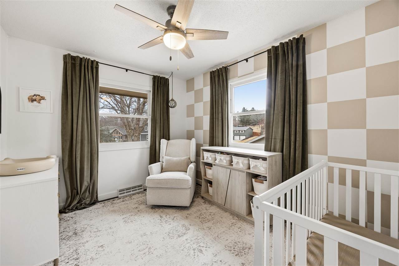 3 Mount Vernon Court Iowa City IA 52245