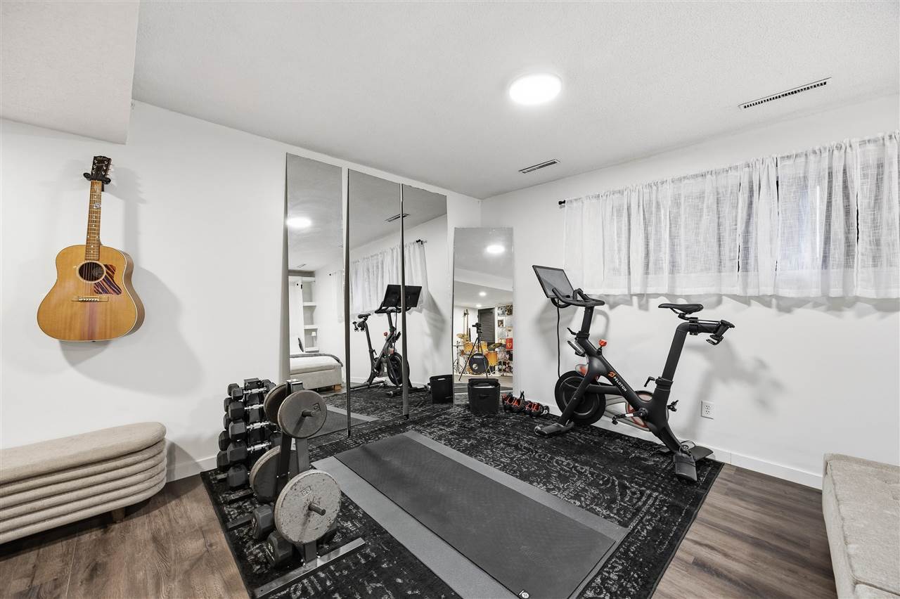 3 Mount Vernon Court Iowa City IA 52245
