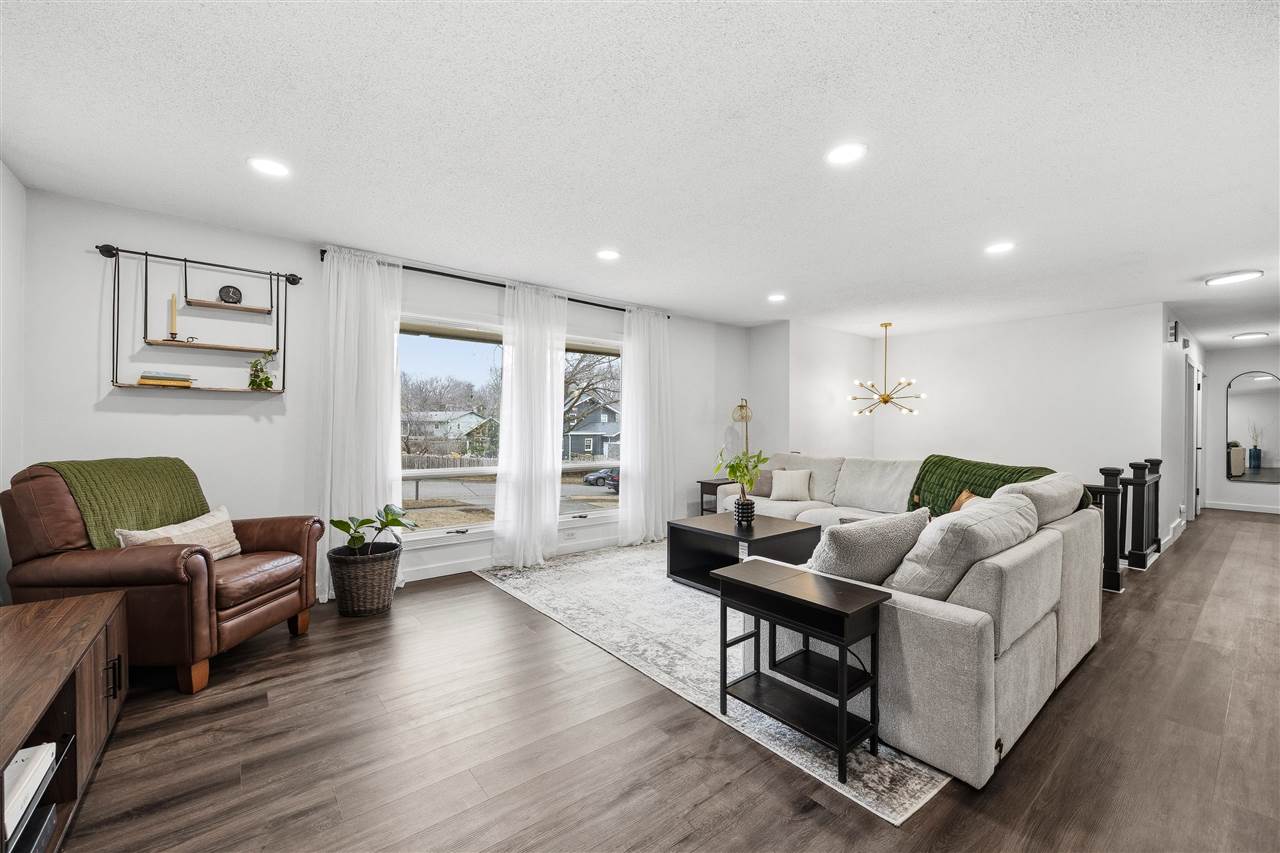 3 Mount Vernon Court Iowa City IA 52245