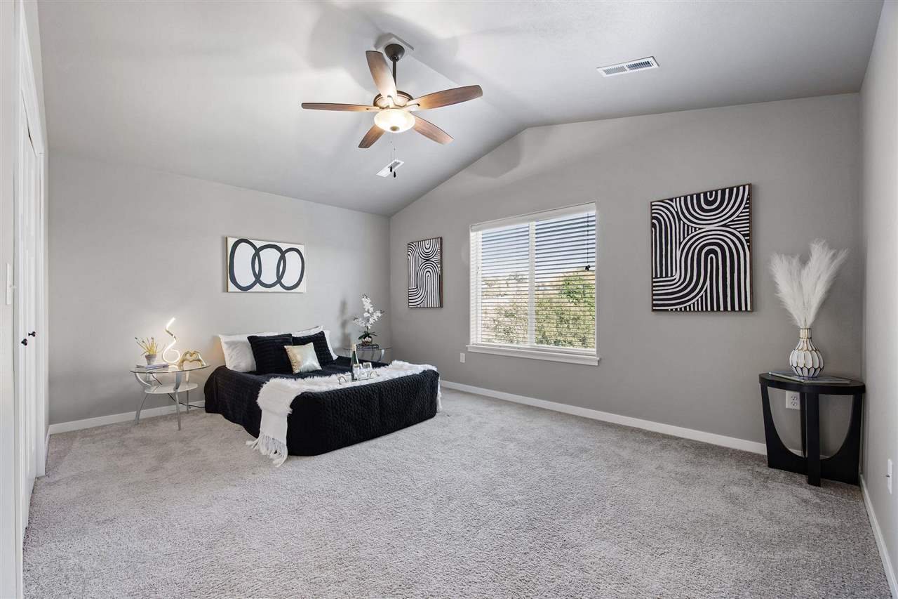 856 N 1st Avenue Iowa City IA 52245