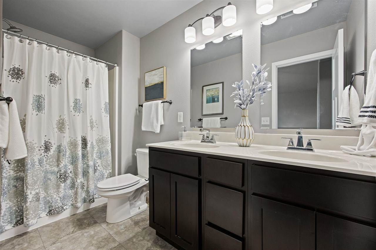 856 N 1st Avenue Iowa City IA 52245