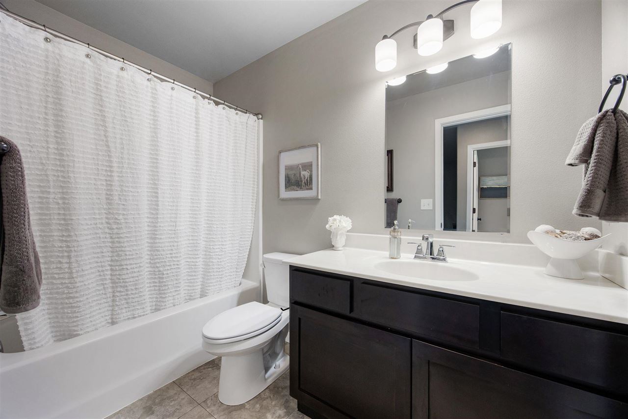 856 N 1st Avenue Iowa City IA 52245